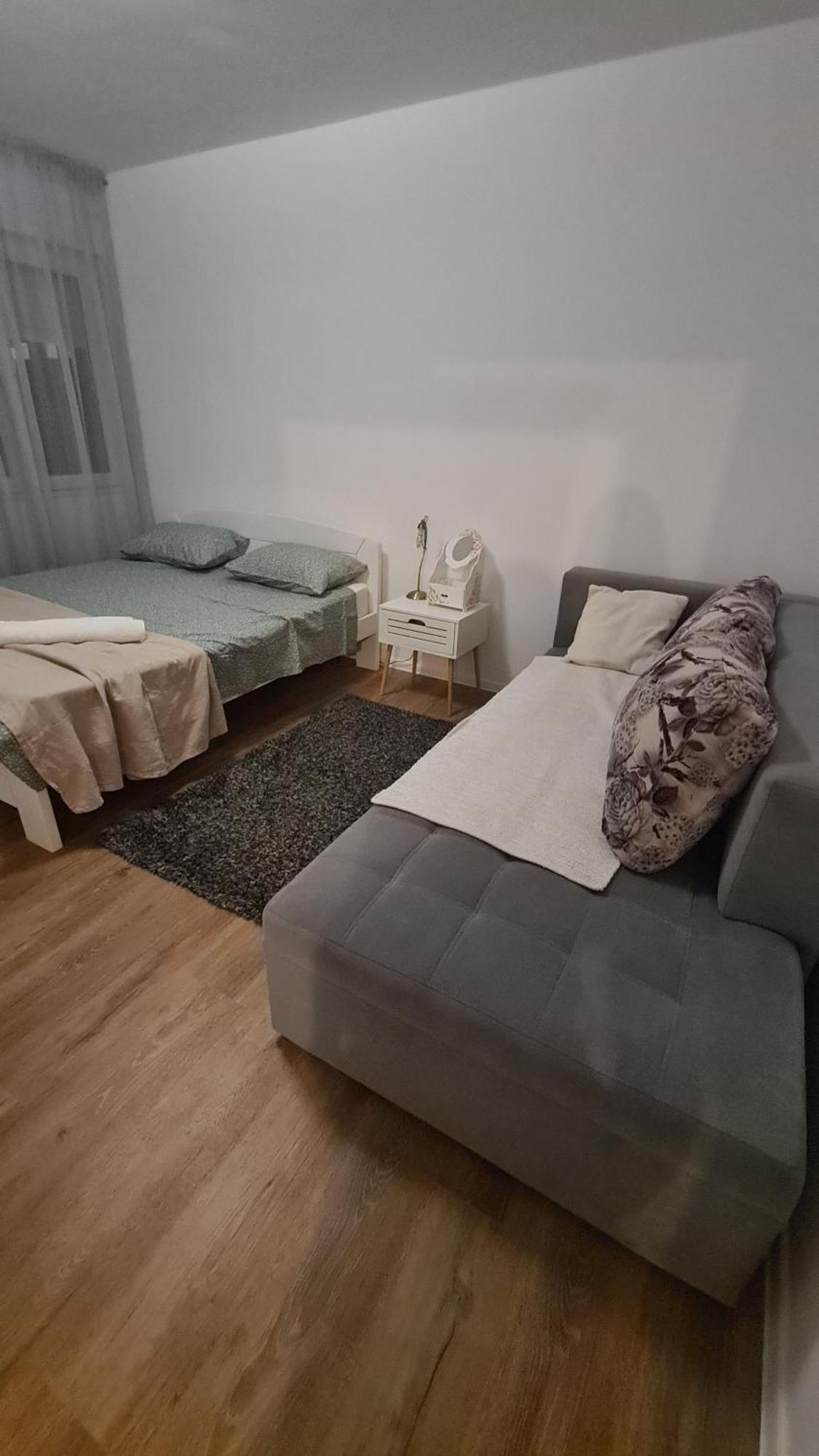 Peni Apartman Centar Banja Luka Esterno foto